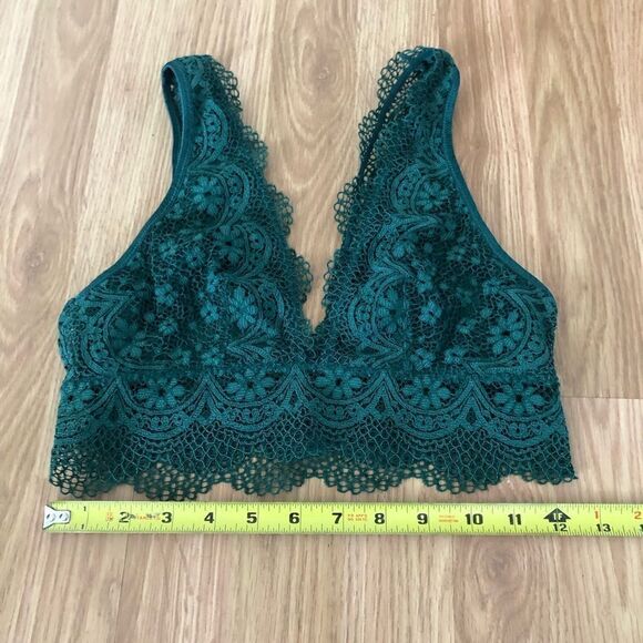 Victoria's Secret Lace Bralette Size SM Green Emerald Plunge Bust Scallop Hem - Picture 3 of 8
